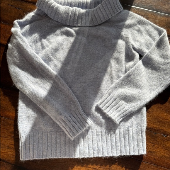 Lavender Angora Turtleneck Sweater-Size Large - Picture 4 of 11